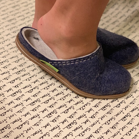 warm wool slippers - Picture 5 of 14